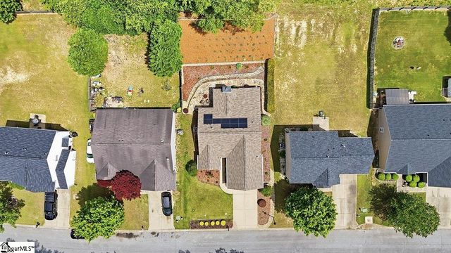 205 Garfield Lane, Simpsonville, SC 29681
