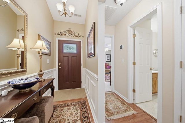 205 Garfield Lane, Simpsonville, SC 29681