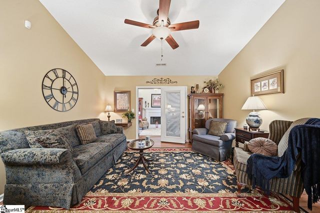 205 Garfield Lane, Simpsonville, SC 29681