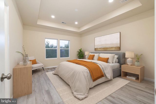 211 PRINCESS CAROLINE CT, Edinburg, VA 22824