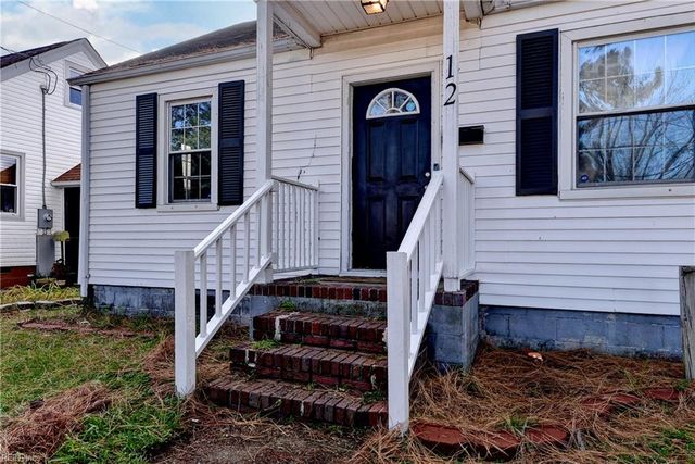 12 Gillis RD, Portsmouth, VA 23702