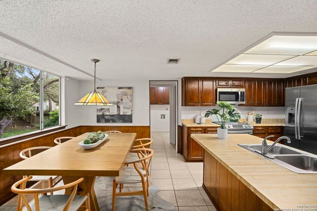 2527 Cedar Glen, San Antonio, TX 78232