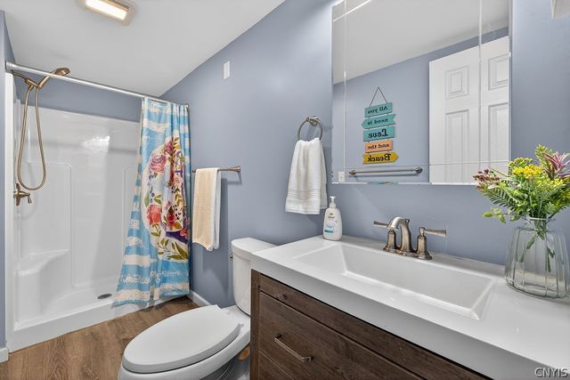 2541 Lyons Road, Camillus, NY 13031