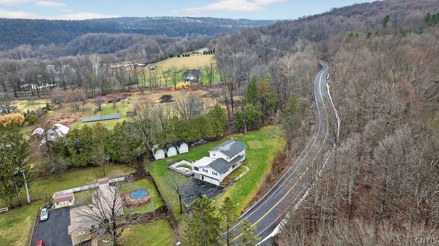 2541 Lyons Road, Camillus, NY 13031