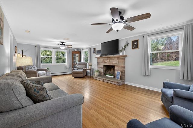 2541 Lyons Road, Camillus, NY 13031