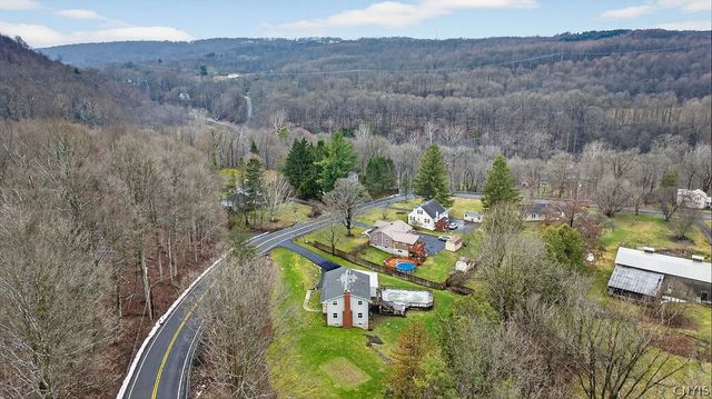 2541 Lyons Road, Camillus, NY 13031