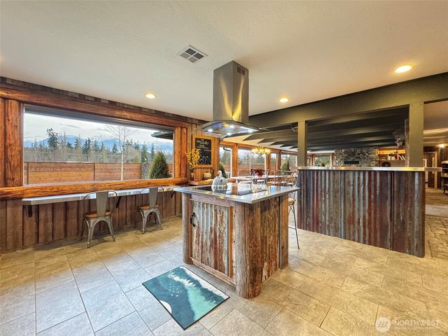 127 Lake Farm Road, Port Angeles, WA 98362
