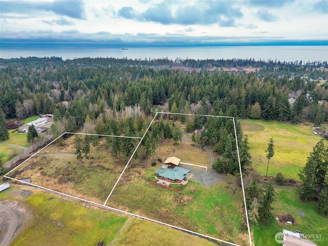 127 Lake Farm Road, Port Angeles, WA 98362