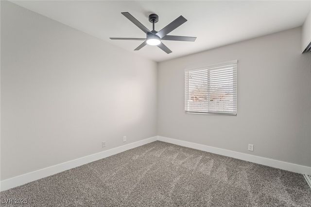 652 Red Lake Way, Las Vegas, NV 89110