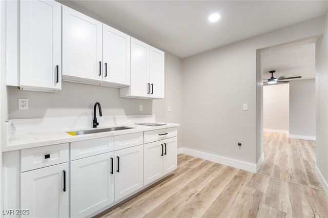 652 Red Lake Way, Las Vegas, NV 89110