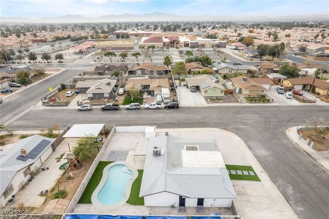 652 Red Lake Way, Las Vegas, NV 89110