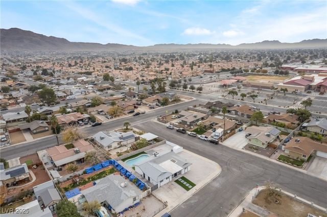 652 Red Lake Way, Las Vegas, NV 89110