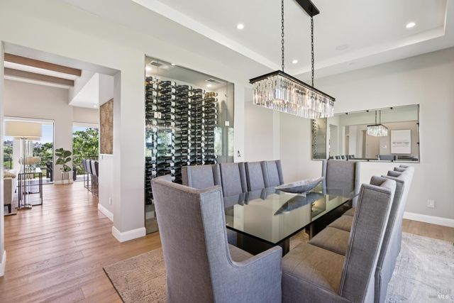 3758 Skyfarm Dr, Santa Rosa, CA 95403