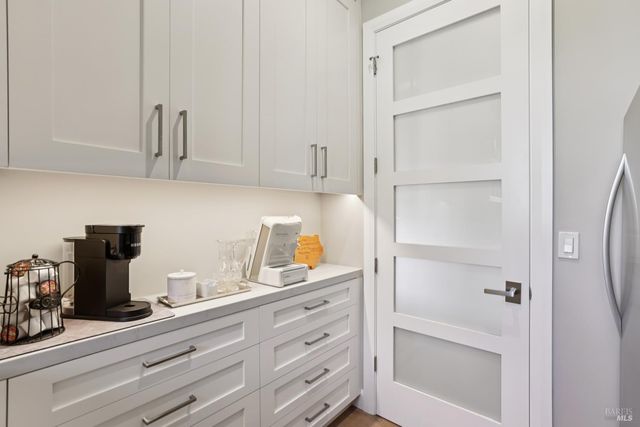 3758 Skyfarm Dr, Santa Rosa, CA 95403