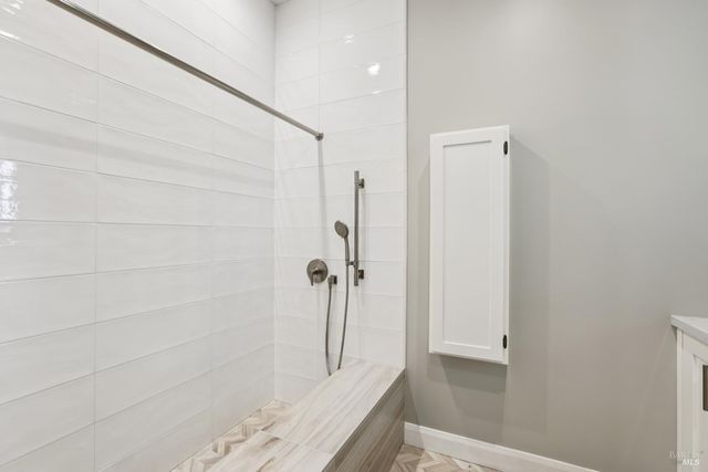 3758 Skyfarm Dr, Santa Rosa, CA 95403