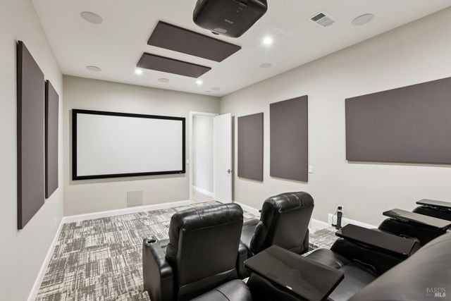 3758 Skyfarm Dr, Santa Rosa, CA 95403