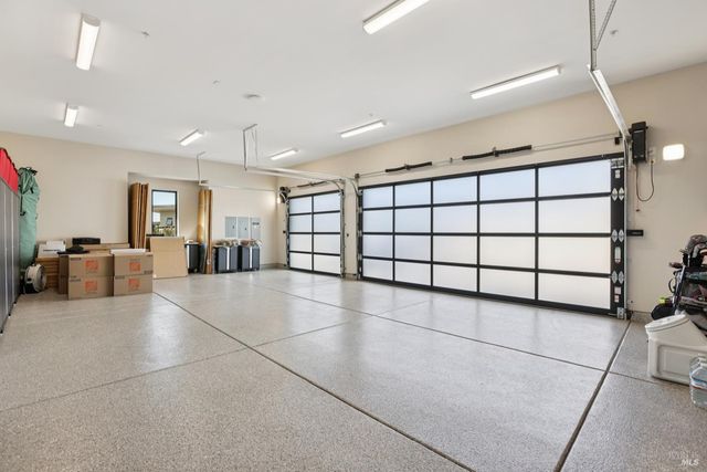 3758 Skyfarm Dr, Santa Rosa, CA 95403