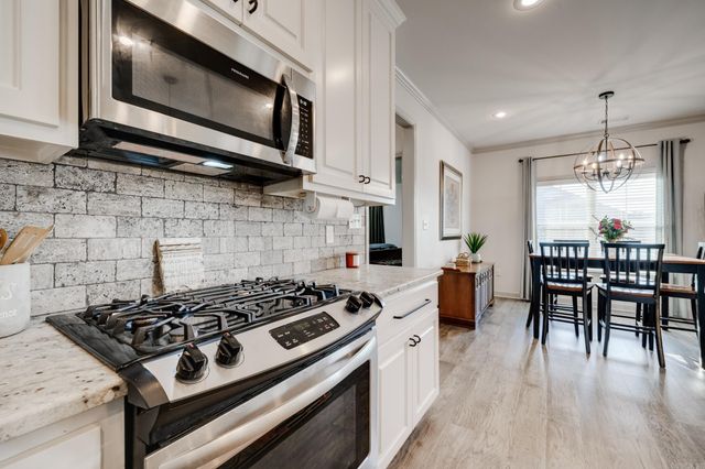 1875 Josh, Conway, AR 72034