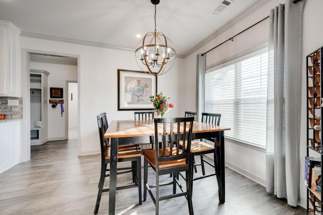 1875 Josh, Conway, AR 72034