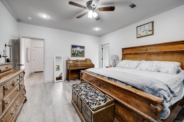 1875 Josh, Conway, AR 72034