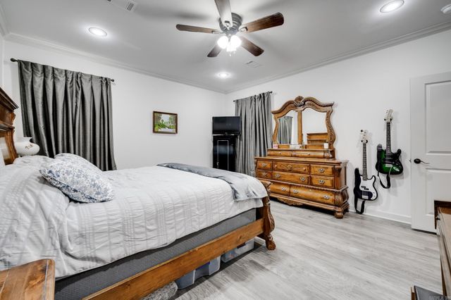 1875 Josh, Conway, AR 72034