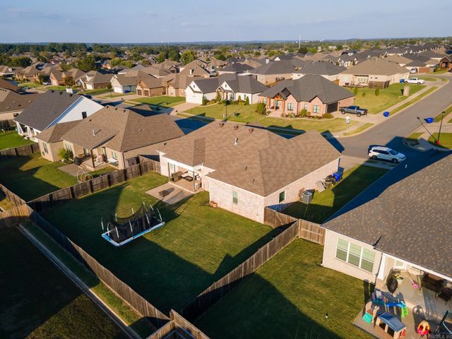 1875 Josh, Conway, AR 72034