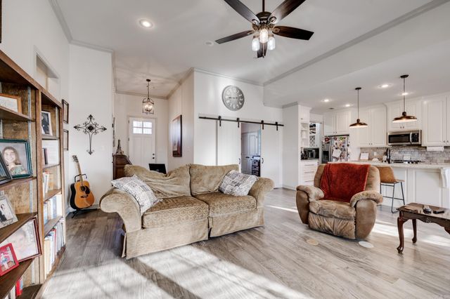 1875 Josh, Conway, AR 72034