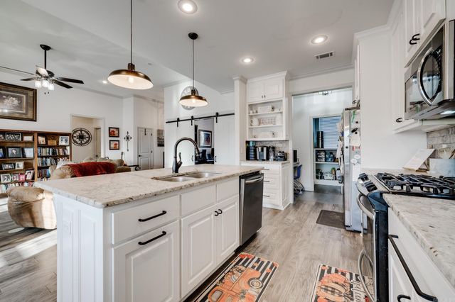 1875 Josh, Conway, AR 72034