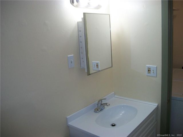 35 Nash Street 1, New Haven, CT 06511