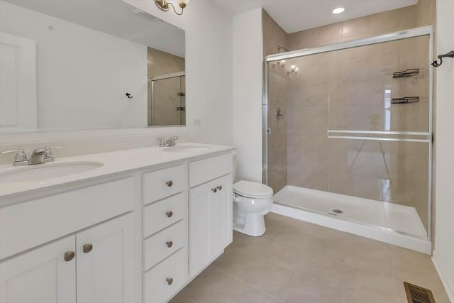 1078 Bogart Street, Des Plaines, IL 60018