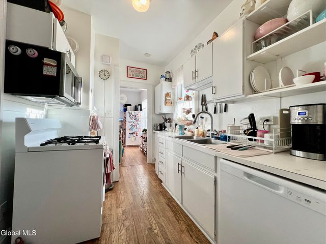 4 Plum Avenue, Troy, NY 12180