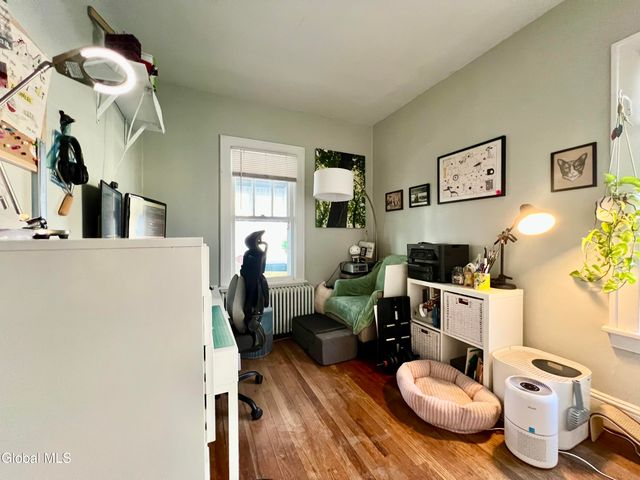 4 Plum Avenue, Troy, NY 12180