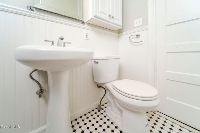 4 Plum Avenue, Troy, NY 12180