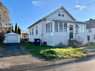 4 Plum Avenue, Troy, NY 12180