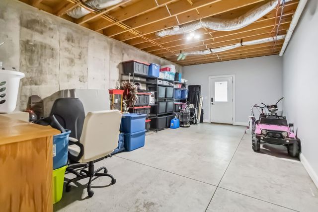 54 Ryan Way, Russell Springs, KY 42642