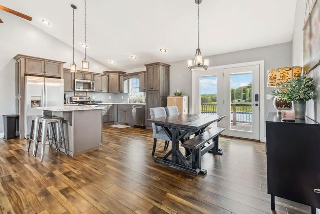 54 Ryan Way, Russell Springs, KY 42642