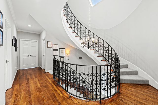 4804 Willow Street, Bellaire, TX 77401