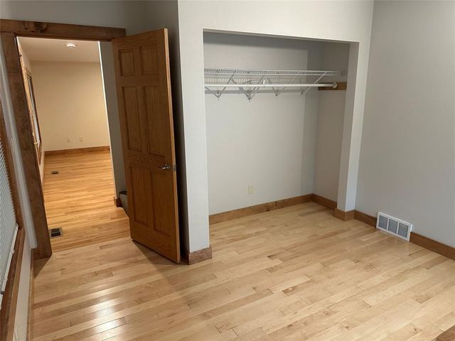 420 1st Avenue, Eau Claire, WI 54703