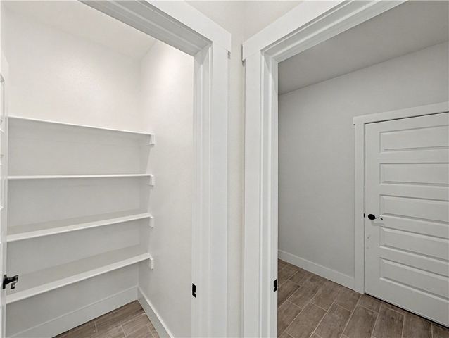 6906 High Meadows Avenue, Bentonville, AR 72713