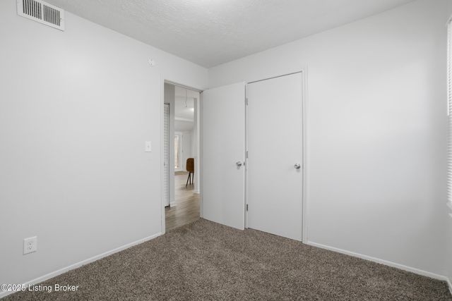 4802 Tipton Pl, Louisville, KY 40272