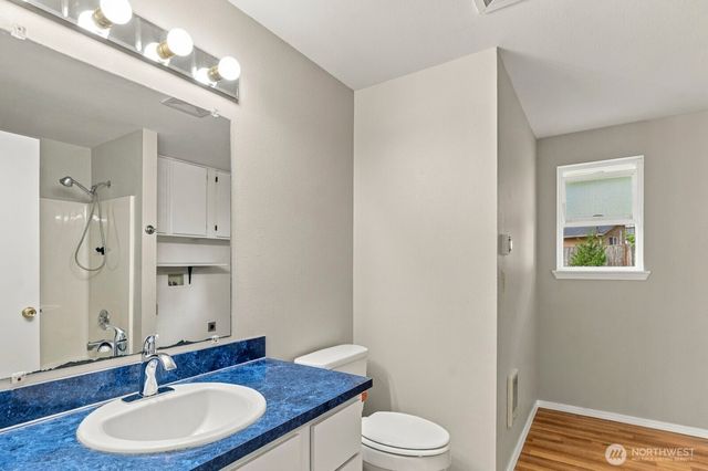 660 NE Barbara Boulevard, Belfair, WA 98528