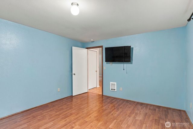 660 NE Barbara Boulevard, Belfair, WA 98528