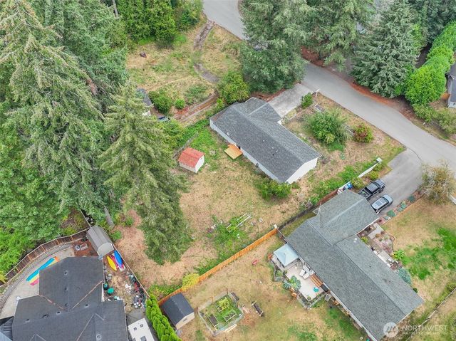 660 NE Barbara Boulevard, Belfair, WA 98528