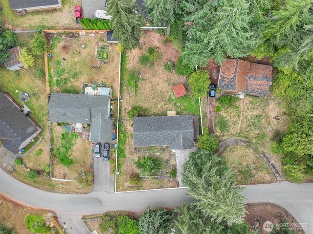 660 NE Barbara Boulevard, Belfair, WA 98528