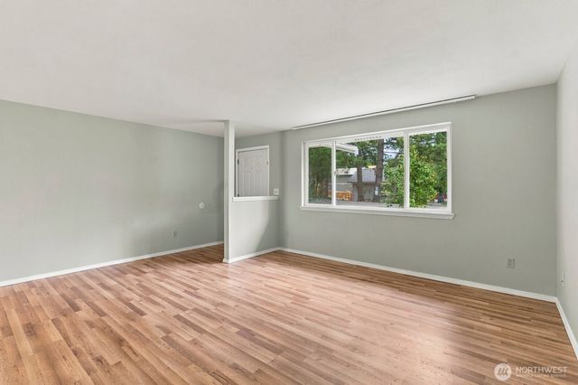 660 NE Barbara Boulevard, Belfair, WA 98528