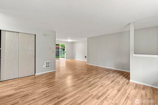 660 NE Barbara Boulevard, Belfair, WA 98528