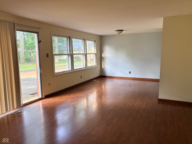 1537 W 74th Place, Indianapolis, IN 46260