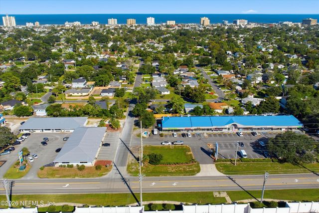 35 SAN PABLO Circle S, Jacksonville Beach, FL 32250