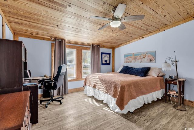 501 Topaz Ave., Little River, SC 29566