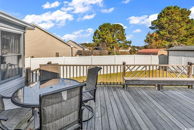 501 Topaz Ave., Little River, SC 29566